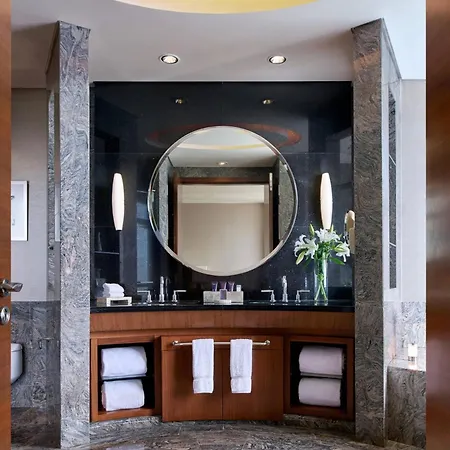 The Ritz-Carlton Jakarta, Pacific Place Buitenkant foto