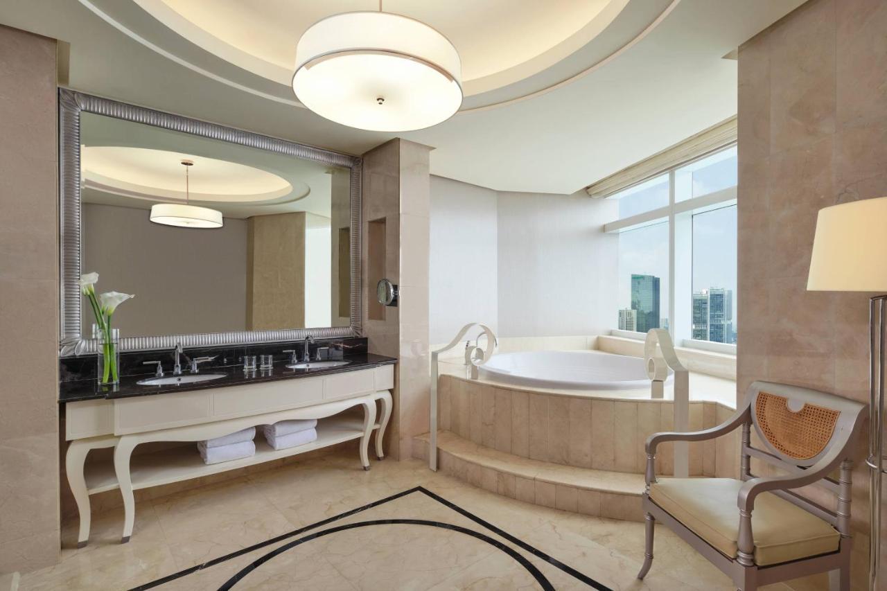 The Ritz-carlton Jakarta, Pacific Place Hotel Jakarta